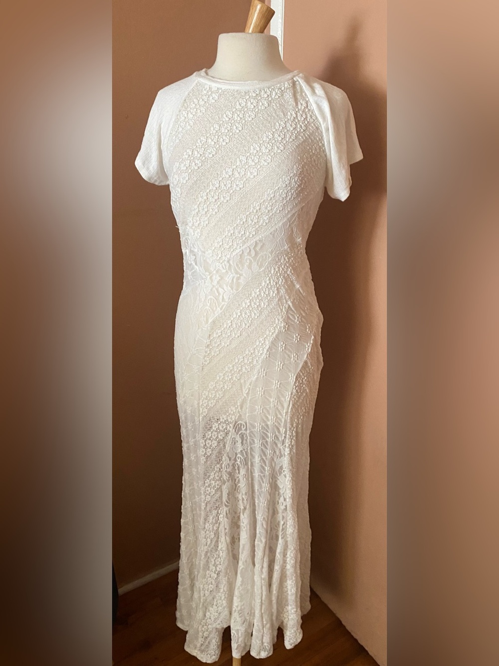 FREE PEOPLE Cypress Lace
Maxi white dress medium - Picture 6 of 12